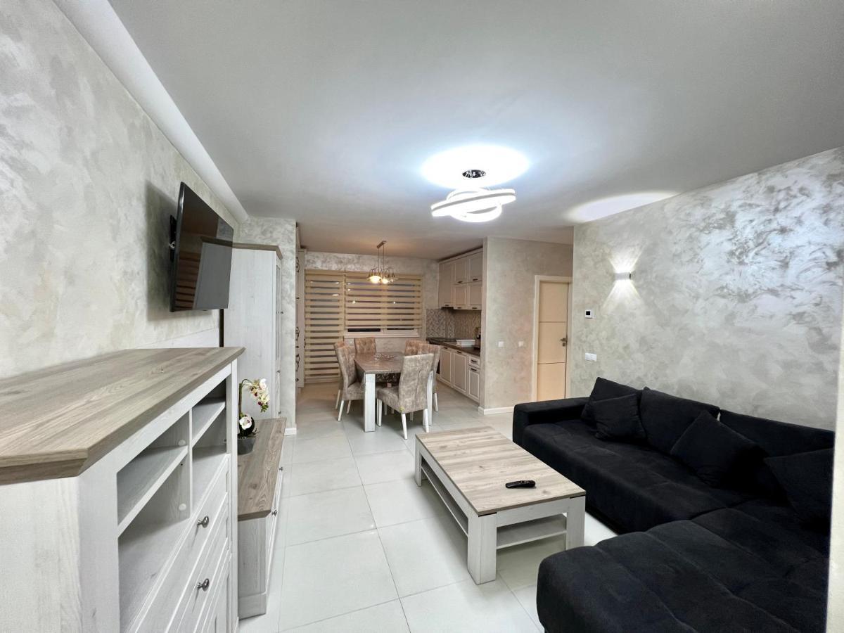 Bo│No Apartment Sibiu Esterno foto